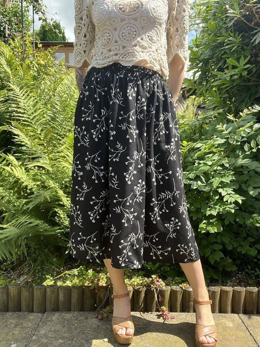 Vintage Floaty Midi Skirt With Ditsy Floral Pattern Size 12