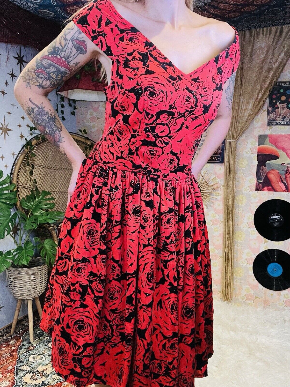 Vintage 80s Does 50s Velvet Rose Print Dress Red And Black Size 12