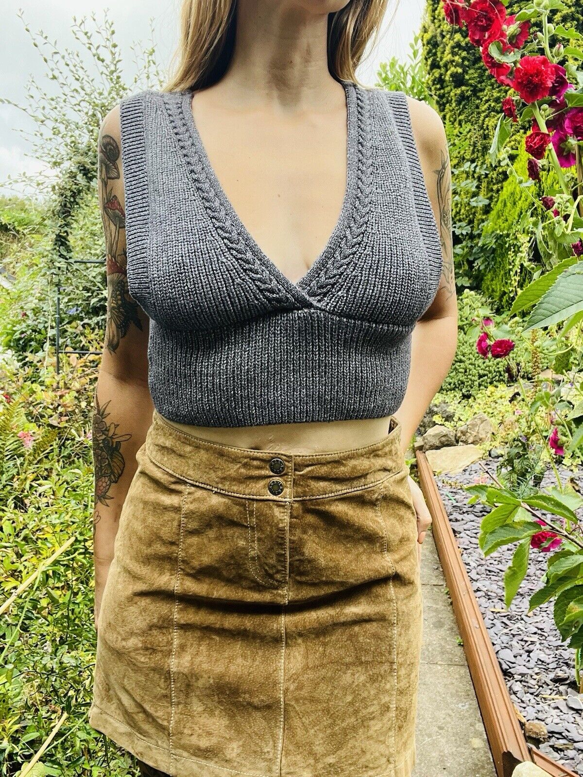 Vintage Y2k Knit Crop Top Plunge Neck Tie Waist Sleeveless Sweater Vest Size 10